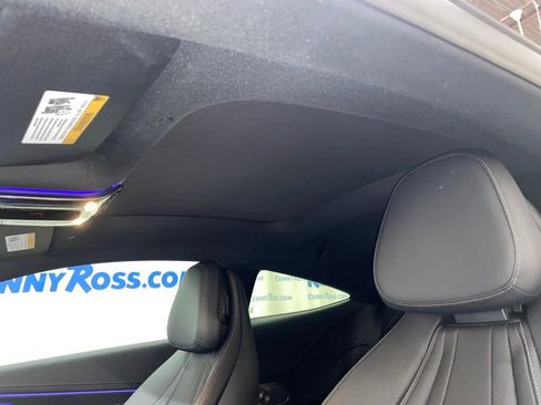 Used 2024 Mercedes-Benz CLE 300 4MATIC Coupe image 9