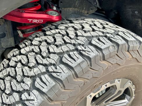 Used 2024 Toyota Tacoma TRD Pro AWD/4WD image 17