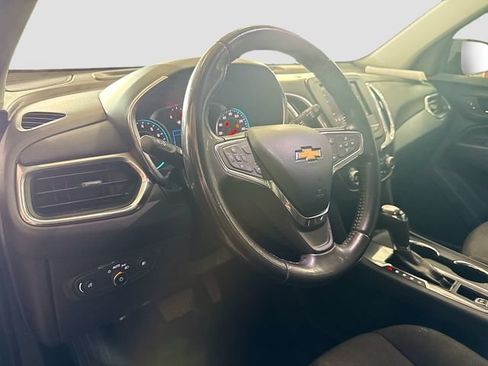 Used 2020 Chevrolet Equinox LT w/ Driver Convenience Package FWD image 10