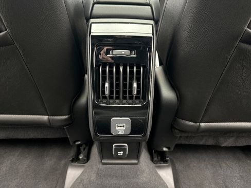 Used 2024 Jeep Compass Limited w/ Sun and Sound Group image 20