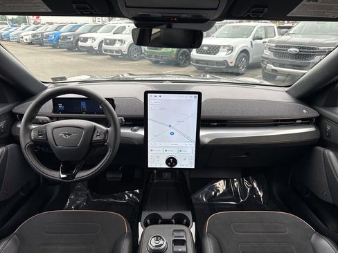 Certified 2022 Ford Mustang Mach-E GT image 23