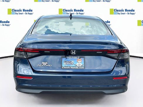 Certified 2023 Honda Accord EX image 7