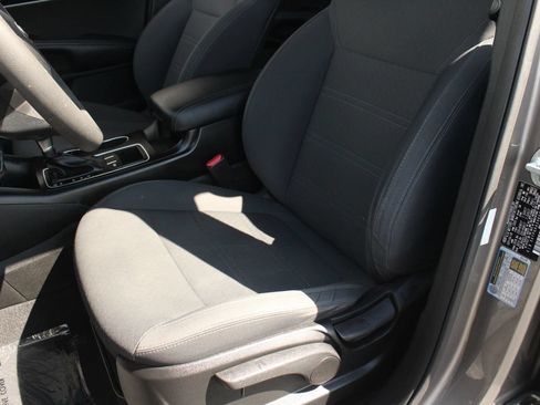 Used 2019 Kia Sorento L FWD image 15