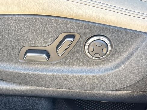 Used 2026 Genesis GV70 2.5T image 19