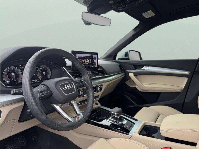 Certified 2024 Audi Q5 2.0T Premium Plus AWD/4WD image 24