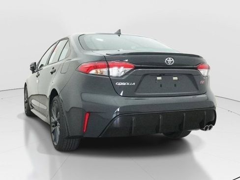Used 2026 Toyota Corolla SE FWD image 5