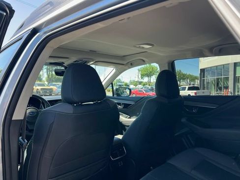 Used 2024 Subaru Outback Onyx Edition AWD/4WD image 9