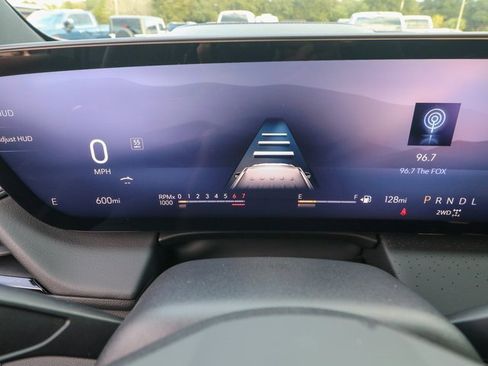 Certified 2026 Buick Enclave Avenir image 18