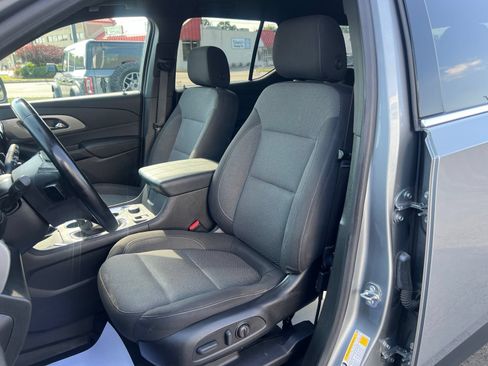 Used 2023 Chevrolet Traverse LT w/ LPO, Floor Liner Package AWD/4WD image 25