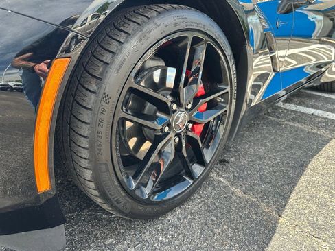 Used 2015 Chevrolet Corvette Stingray Coupe w/ ZF1 Appearance Package RWD image 10