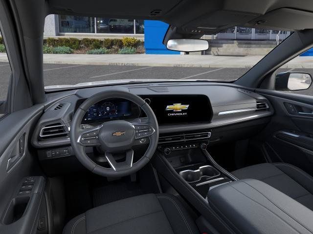 New 2026 Chevrolet Traverse LT w/ LPO, Floor Liner Package FWD image 39