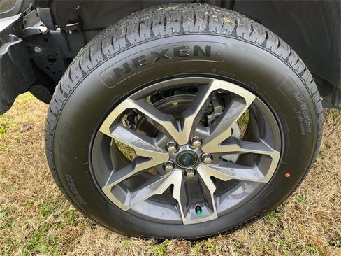 Used 2024 Jeep Wrangler Unlimited image 9