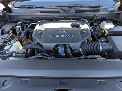 New 2026 Nissan Armada SL w/ Captain's Chari Seat Package image 10