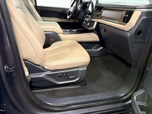 Used 2024 Ford Expedition Limited AWD/4WD image 62