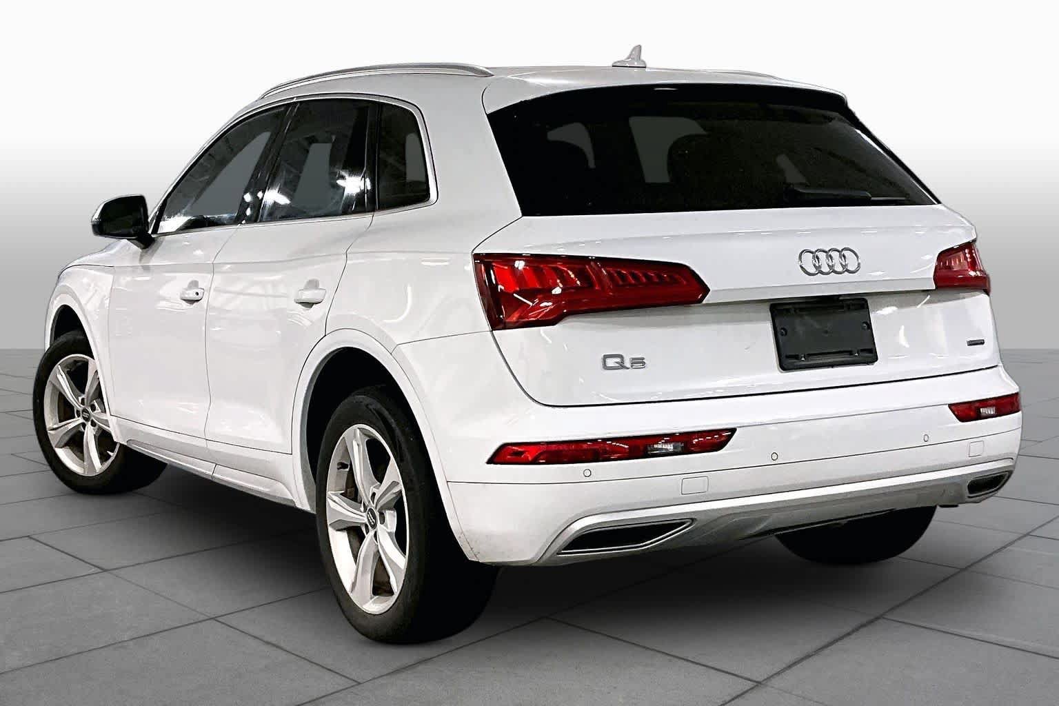 Used 2020 Audi Q5 2.0T Premium Plus w/ Premium Plus Package AWD/4WD image 10