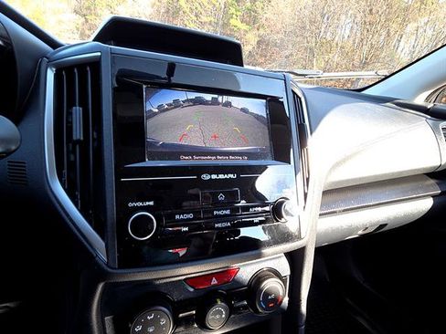 Used 2019 Subaru Impreza 2.0i image 11