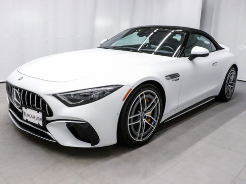 Used 2023 Mercedes-Benz SL 63 AMG 4MATIC image 4