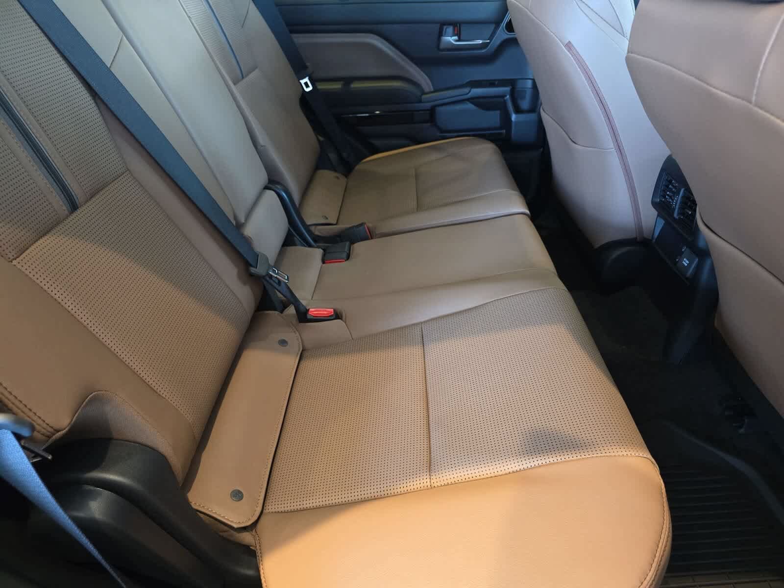 New 2026 Toyota 4Runner Limited AWD/4WD image 13