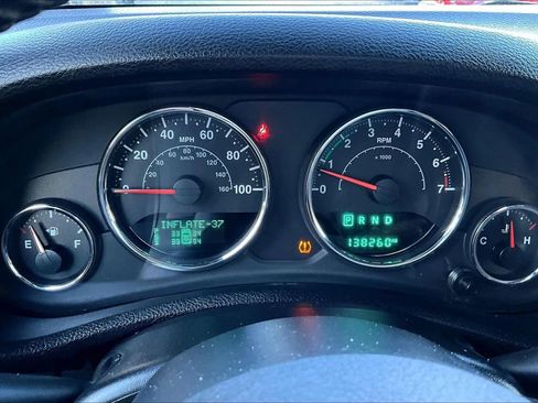 Used 2015 Jeep Wrangler Sport image 18