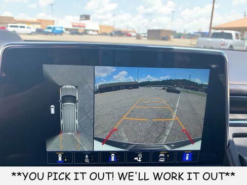 Used 2023 GMC Yukon AT4 w/ Technology Package AWD/4WD image 19