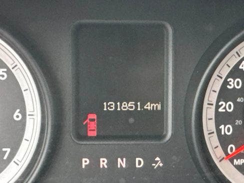 Used 2013 RAM 1500 ST w/ SXT Appearance Group AWD/4WD image 22