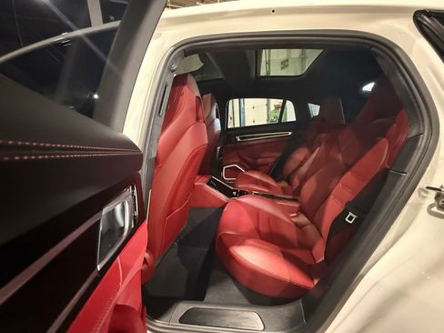 Used 2019 Porsche Panamera GTS AWD/4WD image 39