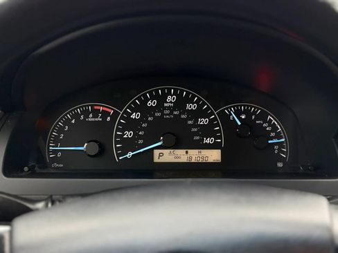 Used 2013 Toyota Camry FWD image 21