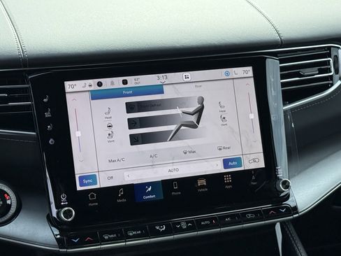 New 2026 Jeep Grand Wagoneer L Limited image 13