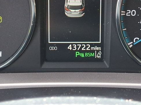 Used 2018 Toyota RAV4 XLE w/ Convenience Package AWD/4WD image 20