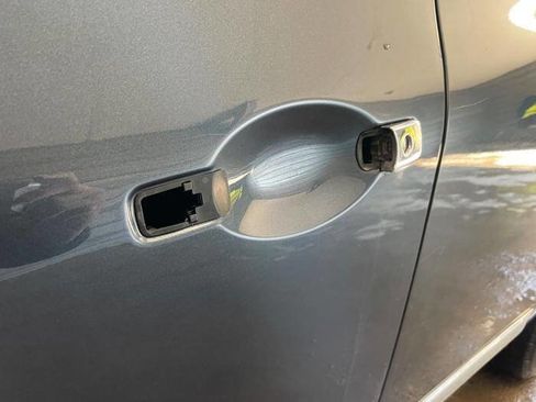 Used 2013 Nissan Rogue S image 23