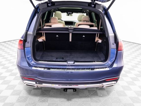 New 2026 Mercedes-Benz GLS 580 4MATIC image 32