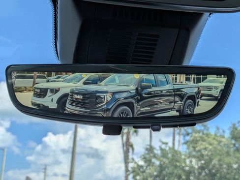 New 2026 GMC Terrain Denali w/ LPO, Black Badging Package AWD/4WD image 33