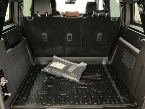 Used 2024 Ford Bronco Outer Banks AWD/4WD image 17
