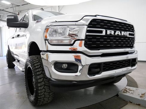 Used 2024 RAM 2500 Big Horn AWD/4WD image 41
