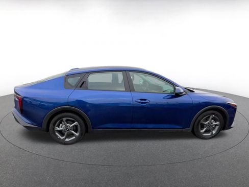 Used 2025 Kia K4 LXS image 16