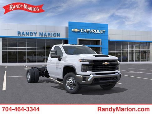 New 2025 Chevrolet Silverado 3500 W/T w/ WT Convenience Package image 1