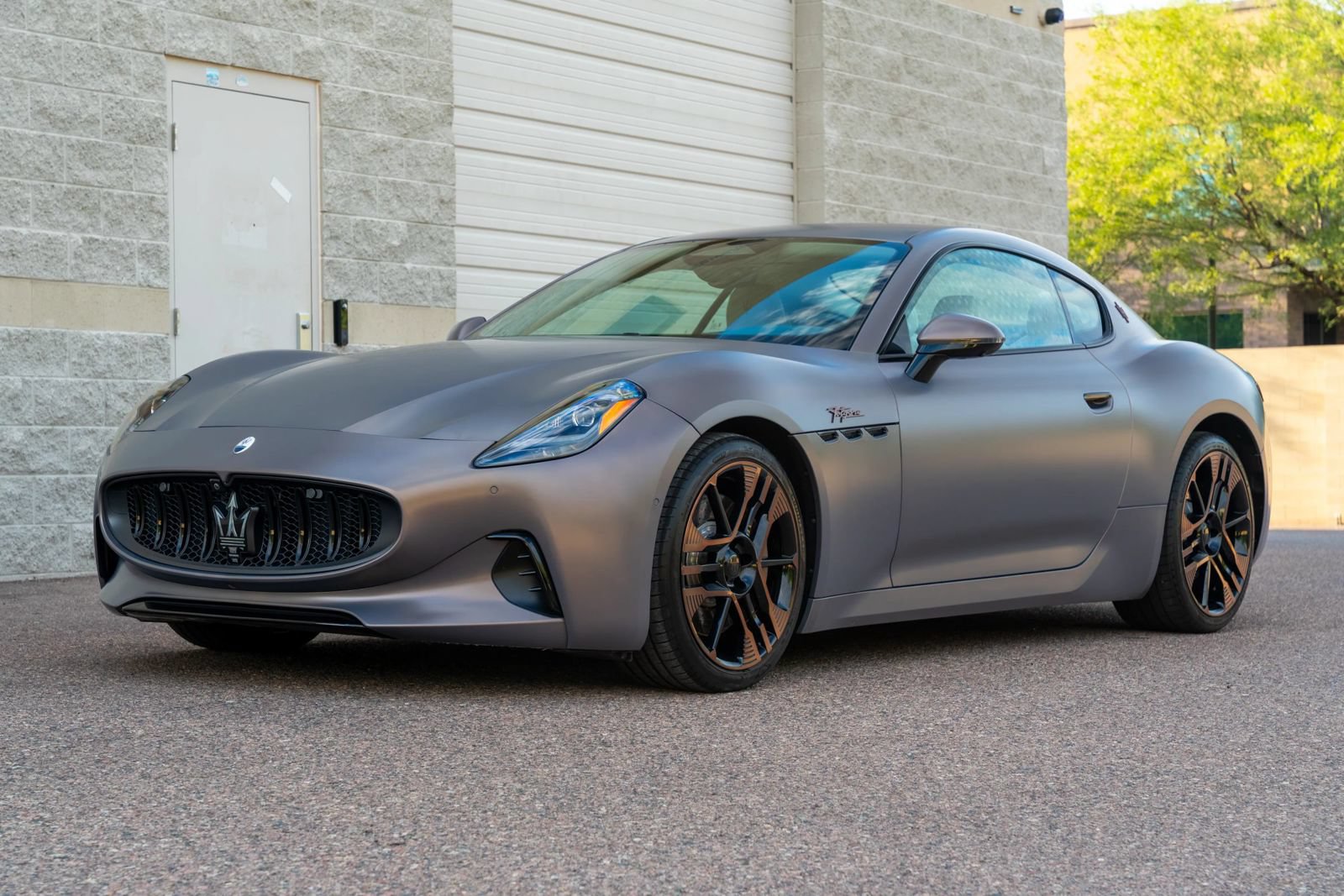 Used 2025 Maserati GranTurismo Folgore AWD/4WD image 2