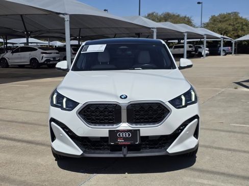 Used 2025 BMW X2 xDrive28i image 2