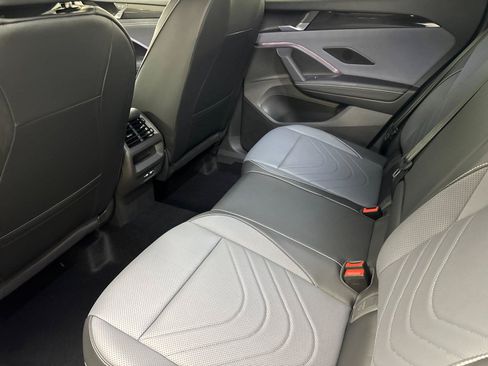 New 2026 Volkswagen Tiguan SE AWD/4WD image 11