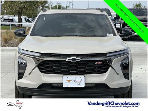 New 2026 Chevrolet Trax RS w/ Sunroof Package FWD image 7