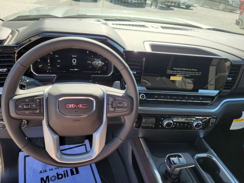 New 2026 GMC Sierra 1500 SLT AWD/4WD image 10