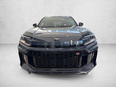Used 2026 Toyota RAV4 AWD Plug-in Hybrid image 8