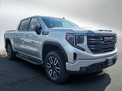 Used 2022 GMC Sierra 1500 AT4 w/ AT4 Premium Package