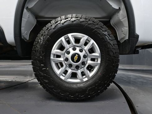 Used 2022 Chevrolet Silverado 2500 LT image 16