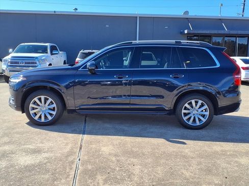 Used 2016 Volvo XC90 T6 Momentum w/ Momentum Plus Package image 26