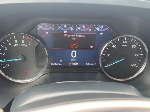 Used 2024 Ford Expedition XLT image 25