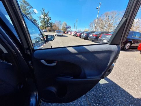 Used 2012 Honda Fit image 21