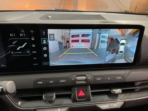 New 2025 Kia K4 GT-Line Turbo image 17