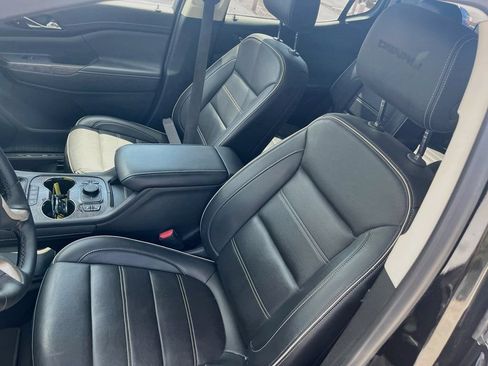 Used 2023 GMC Acadia Denali w/ Black Diamond Edition FWD image 20