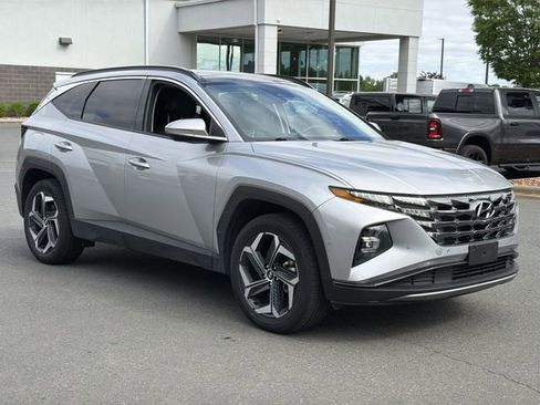 Used 2024 Hyundai Tucson Limited AWD/4WD image 14